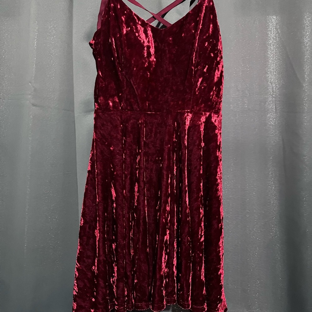 Brand: Teeze Me Size: 5 Color: Res